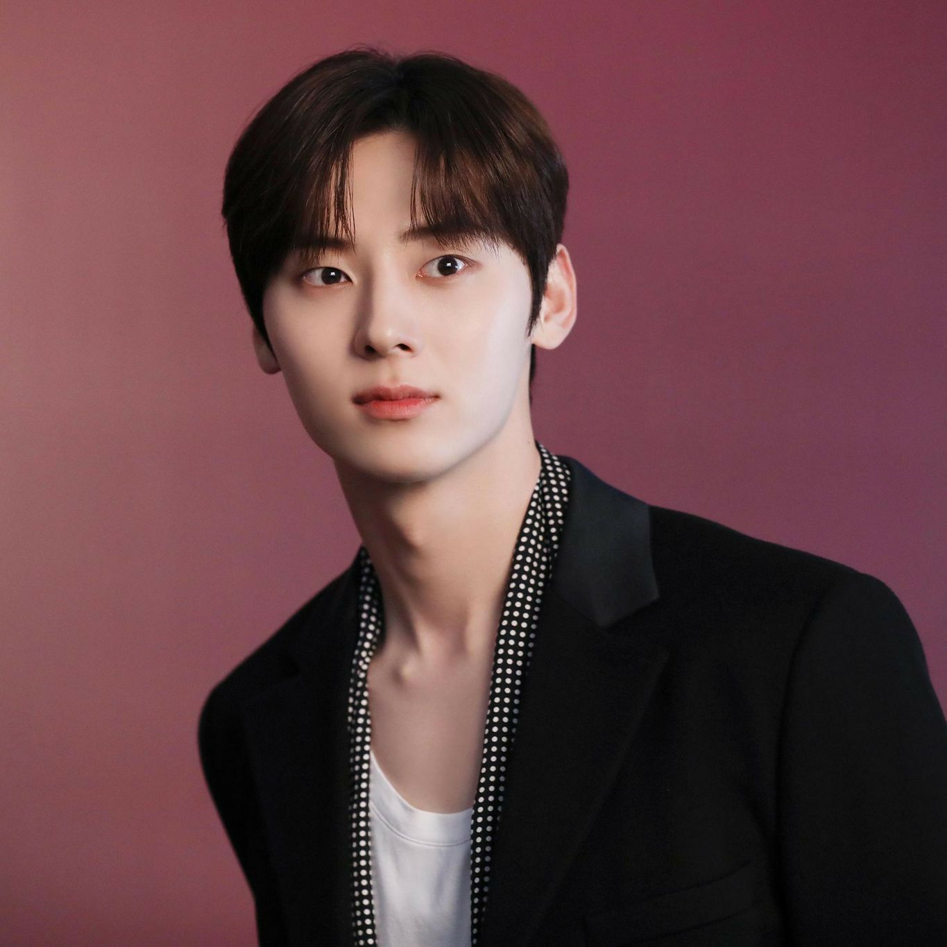 Latest photo of Hwang Minhyun