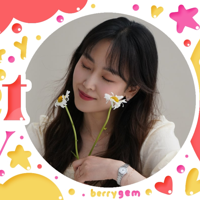 Latest photo of Seo Hyunjin