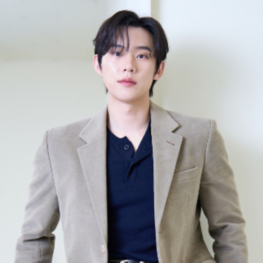 Recent activity shot of Kim Sungcheol