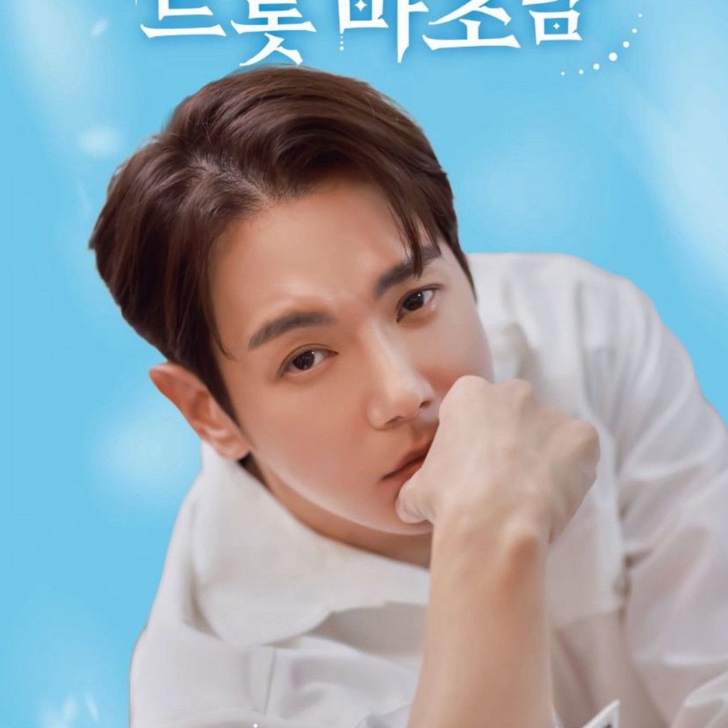 Behind-the-scenes cut of Hwanhee