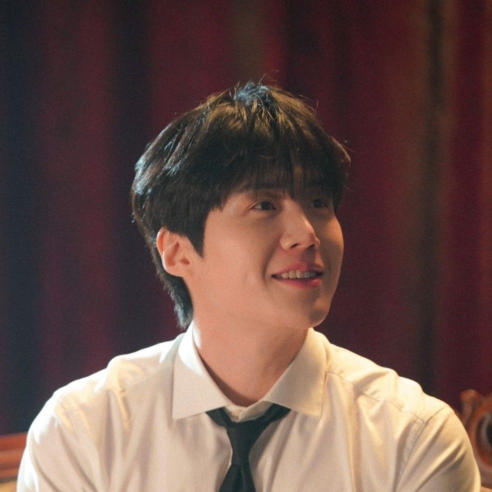 Latest photo of Kim Seonho