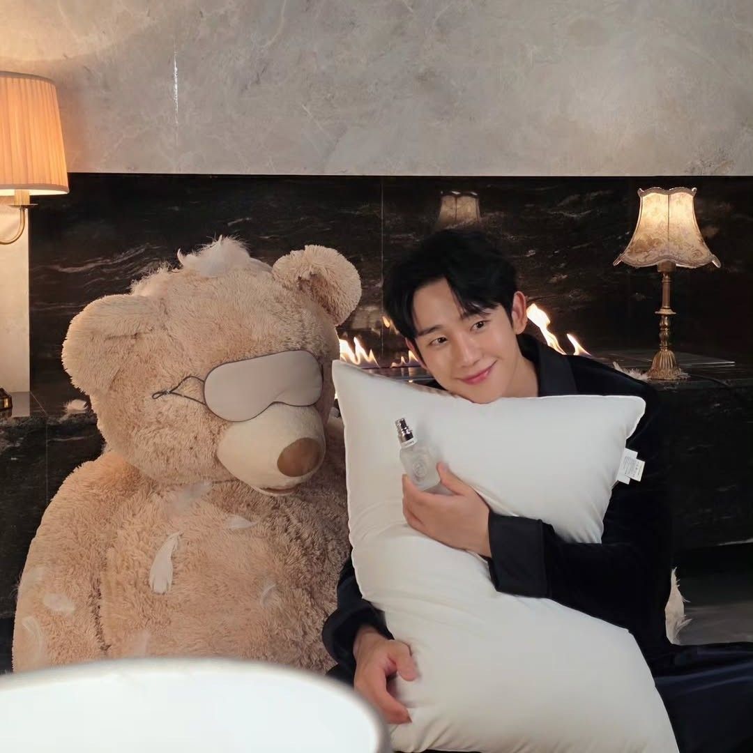 Latest photo of Jung Haein