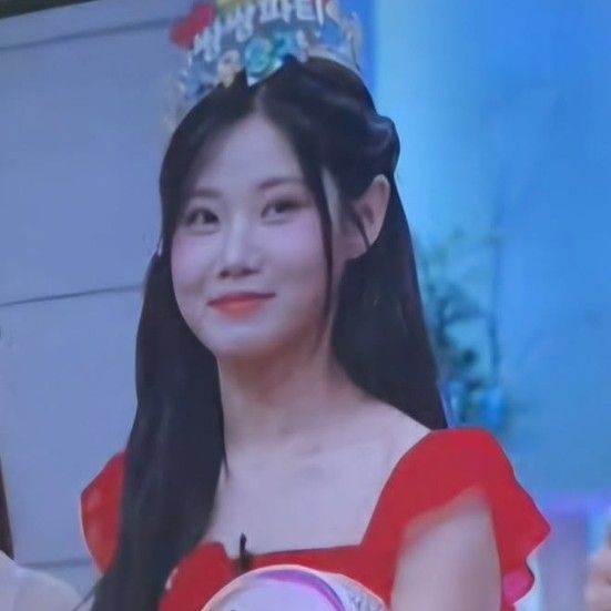Behind-the-scenes cut of Bae Ahyeon