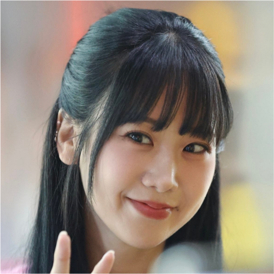 Behind-the-scenes cut of Kang Hyeyeon
