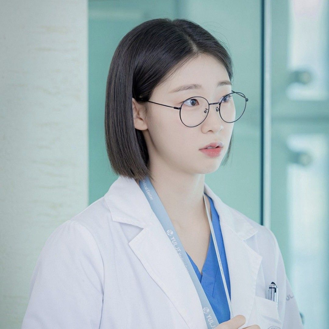 Latest photo of Han Yeji