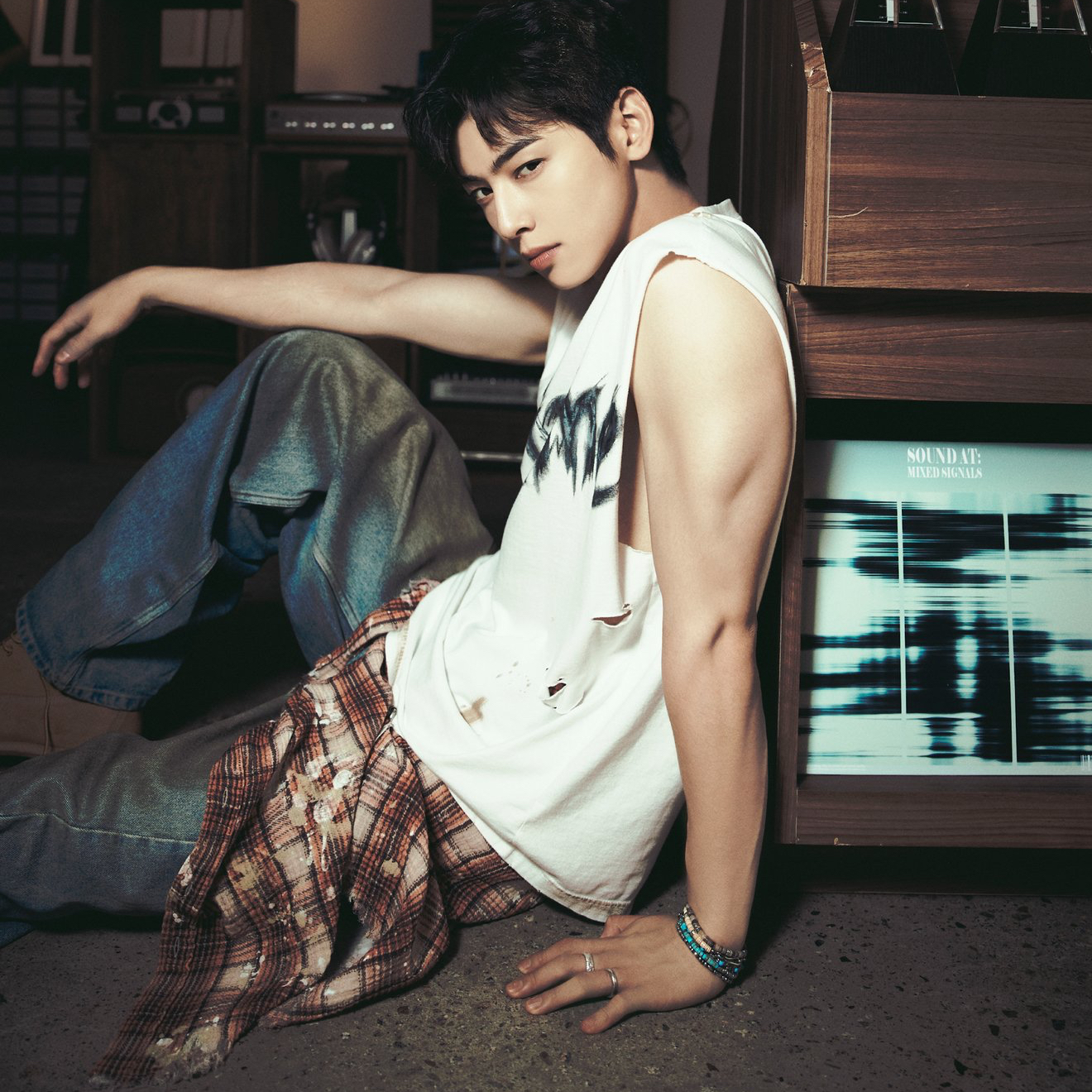 Latest photo of Cha Eunwoo