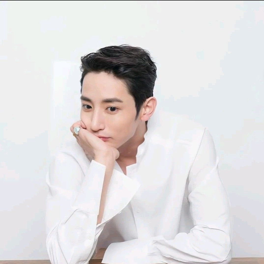 A moment captured by a fan of Lee Soohyuk