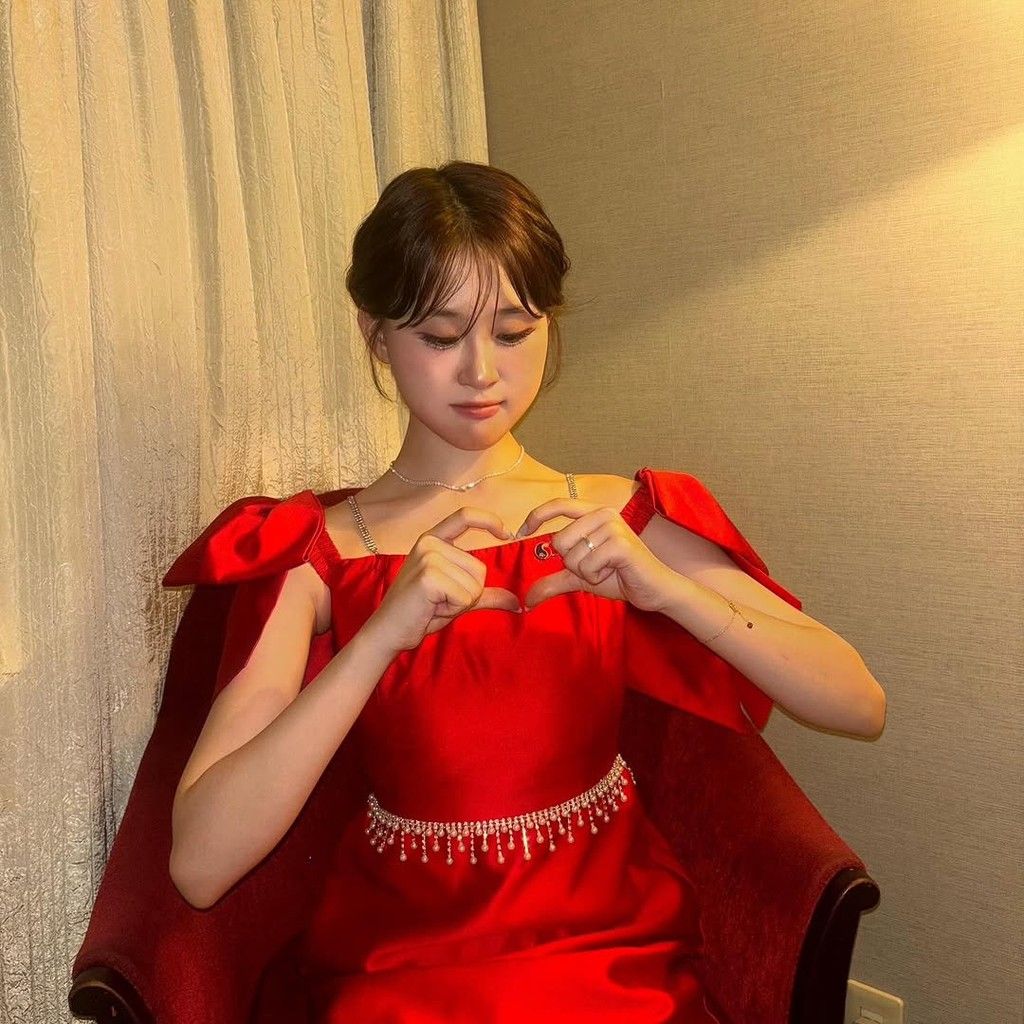 김다현의 비하인드 컷