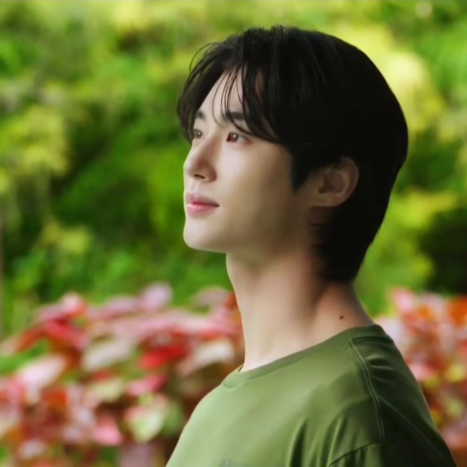 Behind-the-scenes cut of Byeon Wooseok