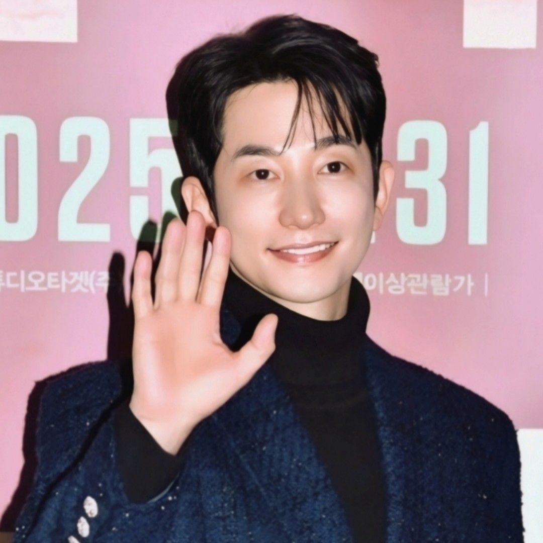 今日最も話題のセレブコミュニティフィード