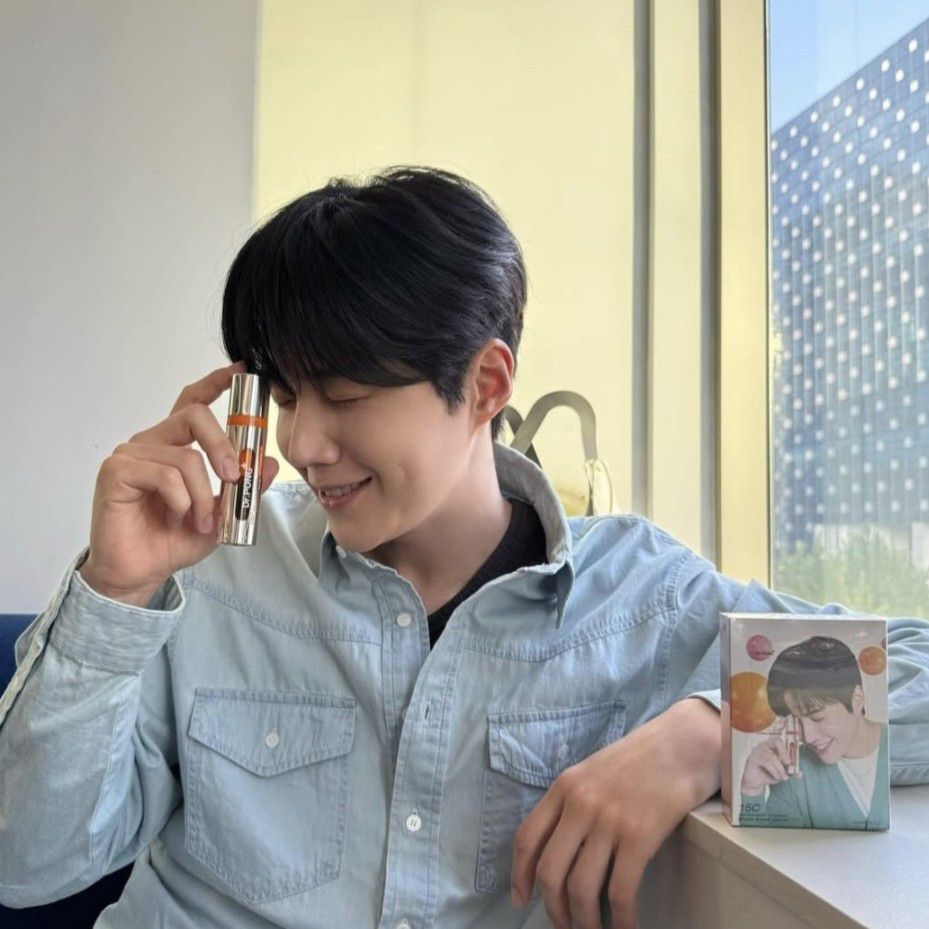 A moment captured by a fan of Kim Seonho