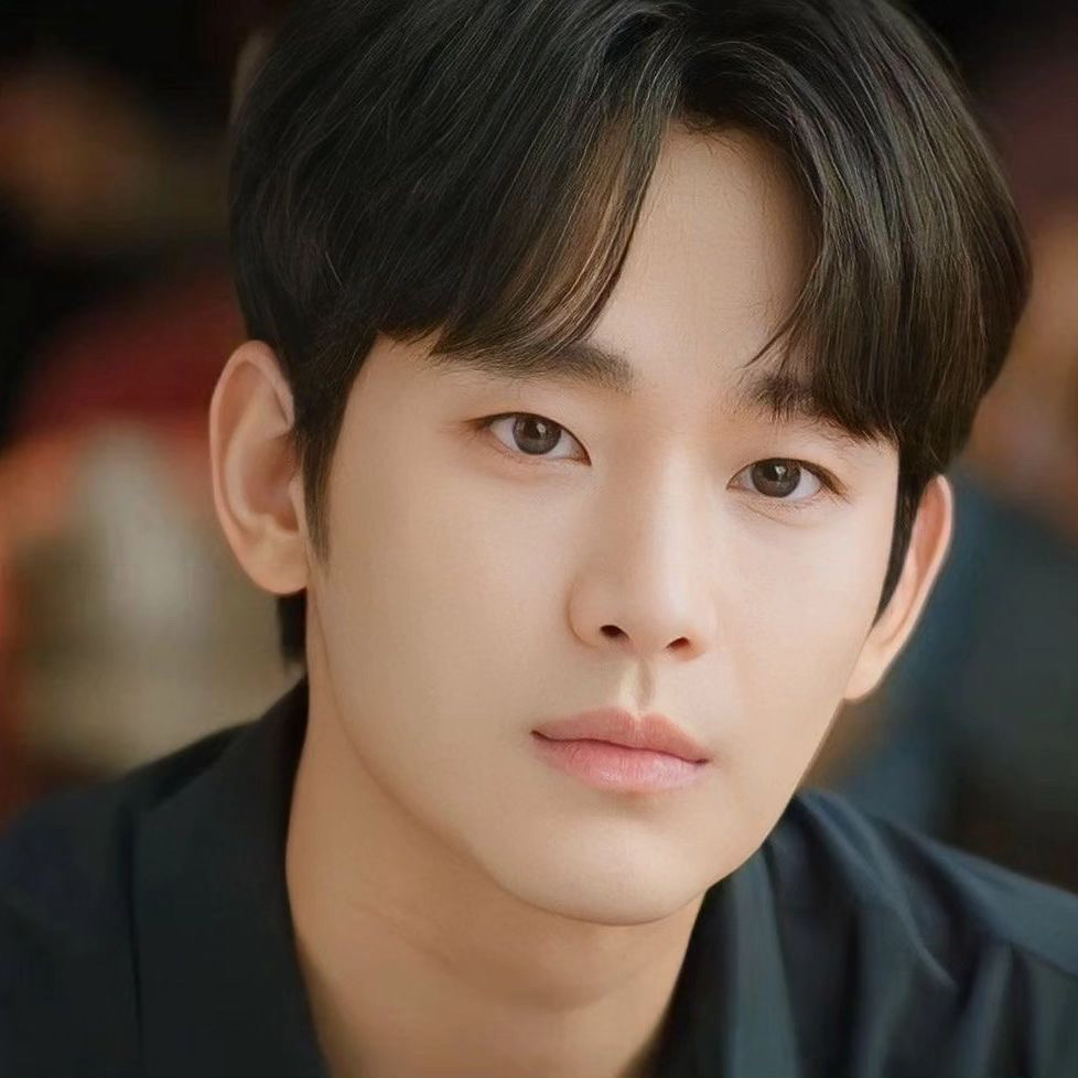 Behind-the-scenes cut of Kim Soohyun