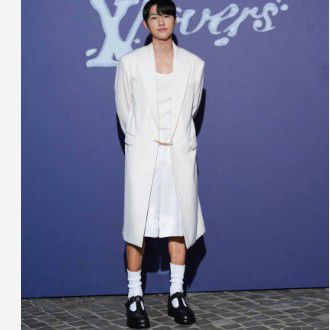 Latest photo of Song Joongki