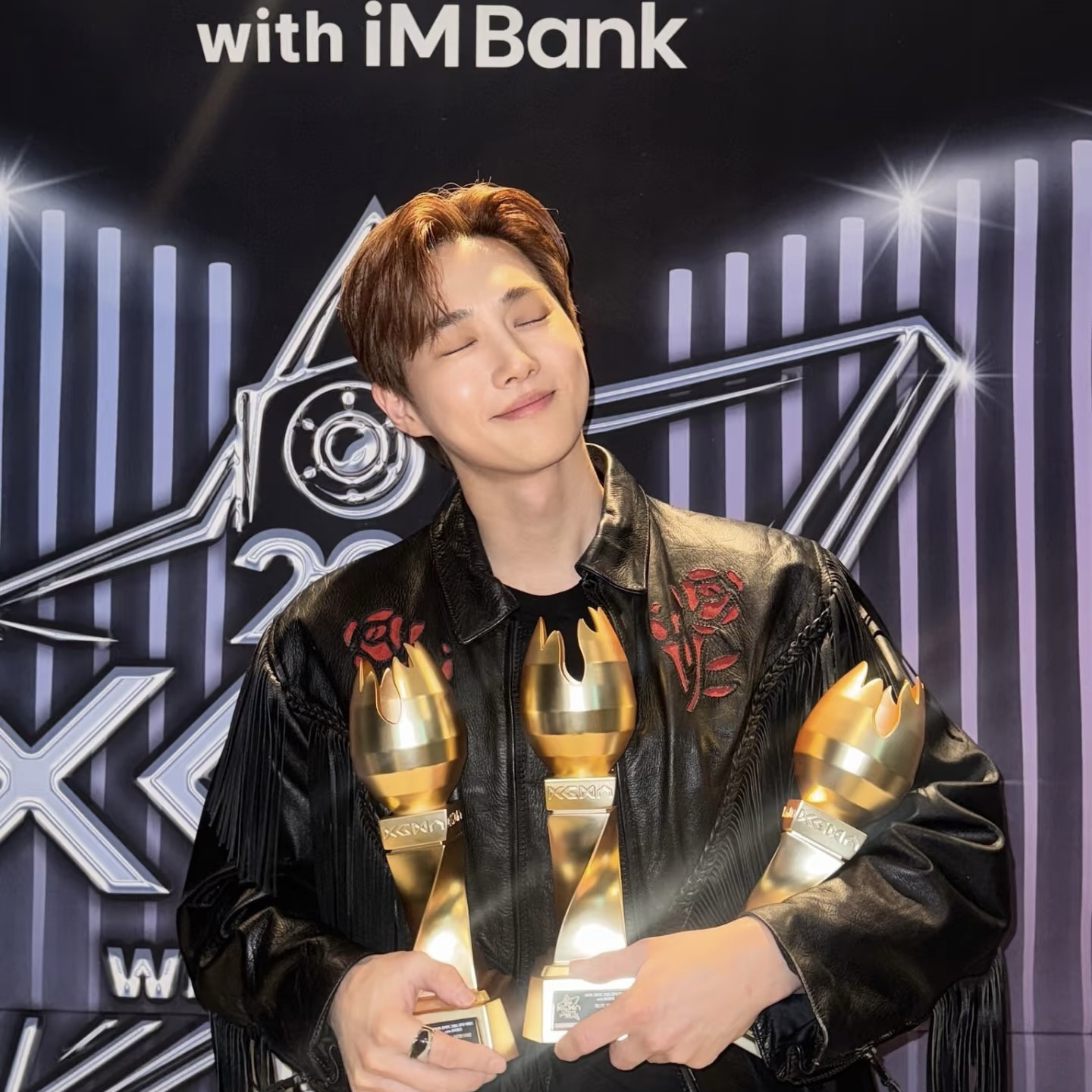 Recent activity shot of Suho