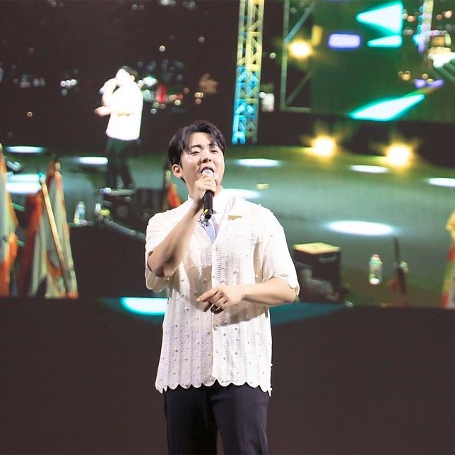 Behind-the-scenes cut of Park Minsu
