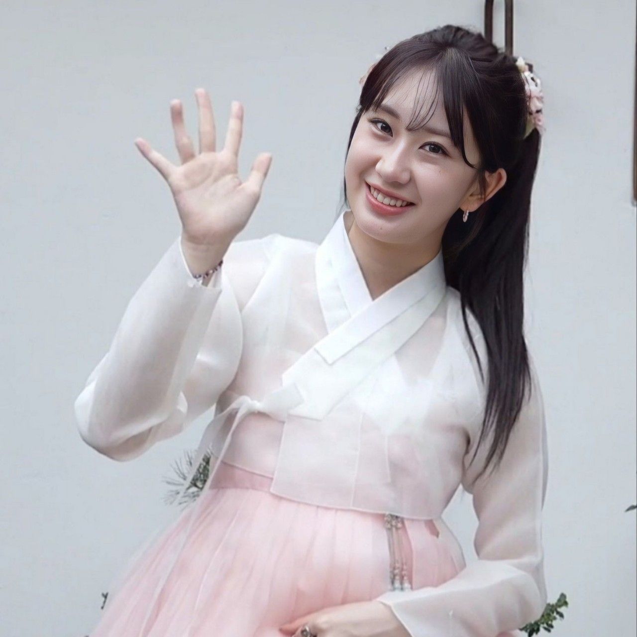 Latest photo of Jeon Yujin