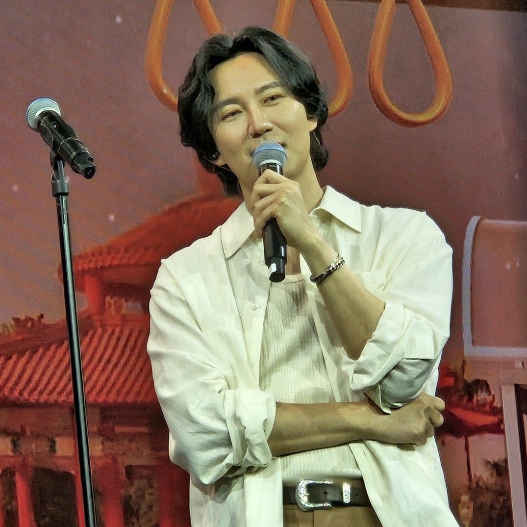 Recent activity shot of Kim Namgil