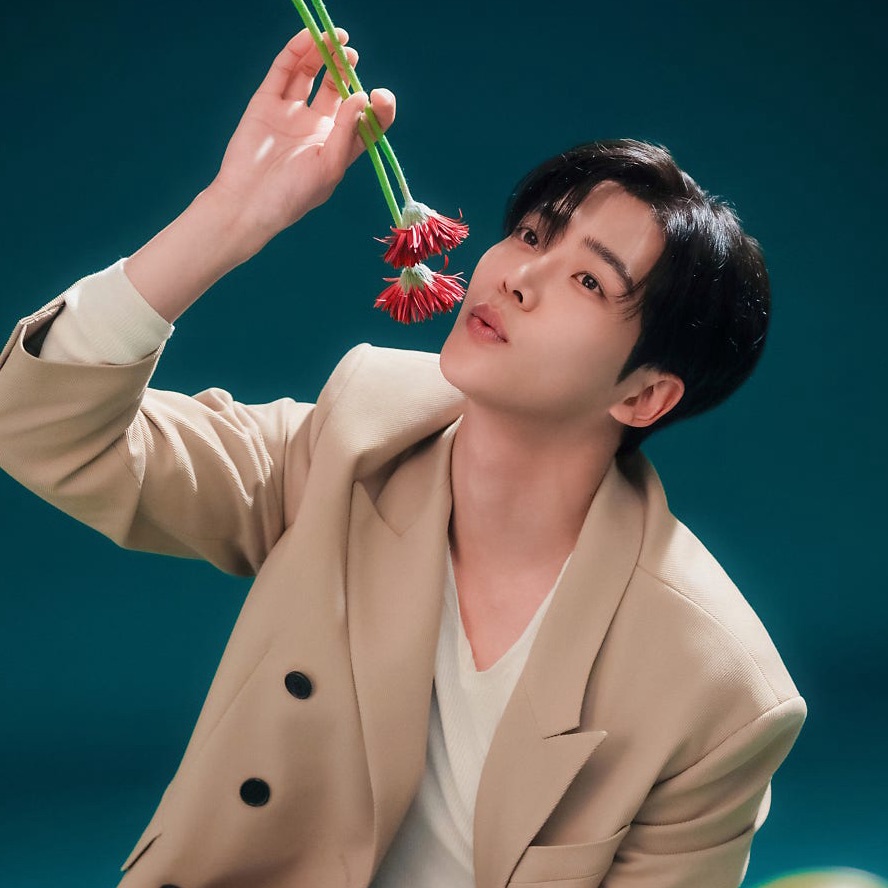 Latest photo of Rowoon