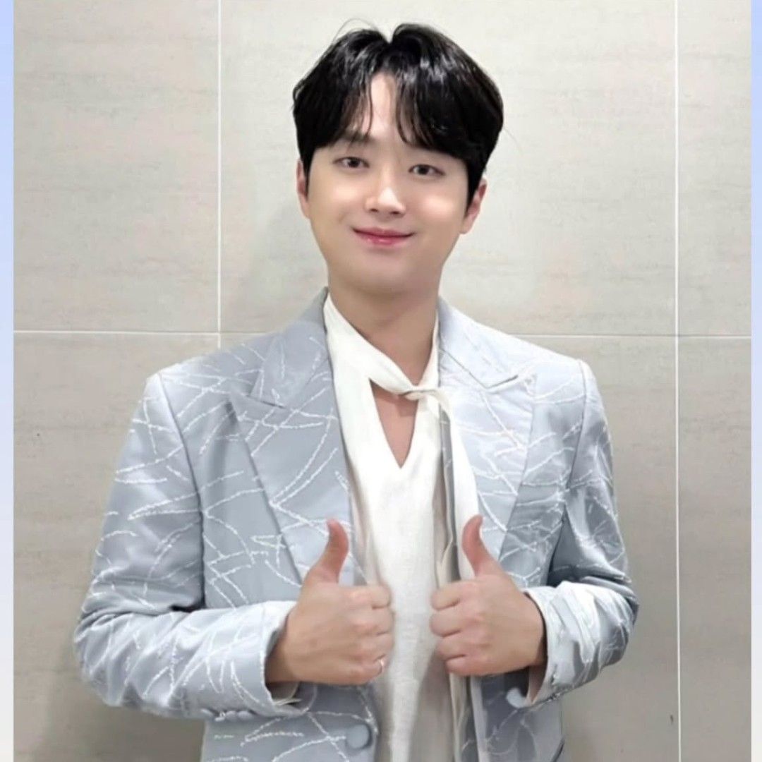 이찬원 최근 활동샷