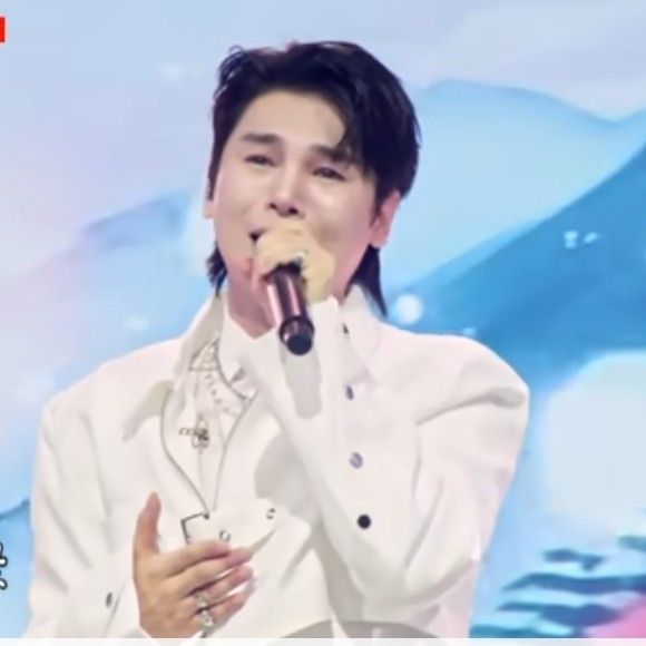 A moment captured by a fan of Kim Junsu (1991)