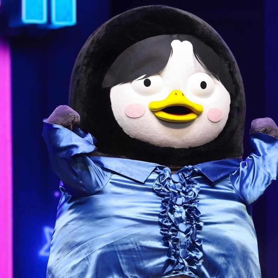 朋秀的最新照片