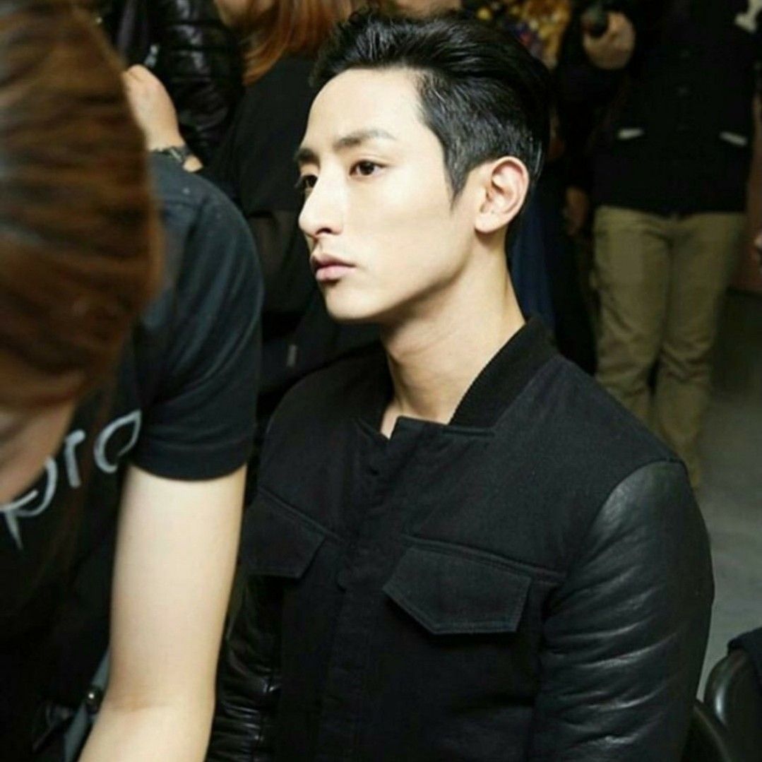 A moment captured by a fan of Lee Soohyuk