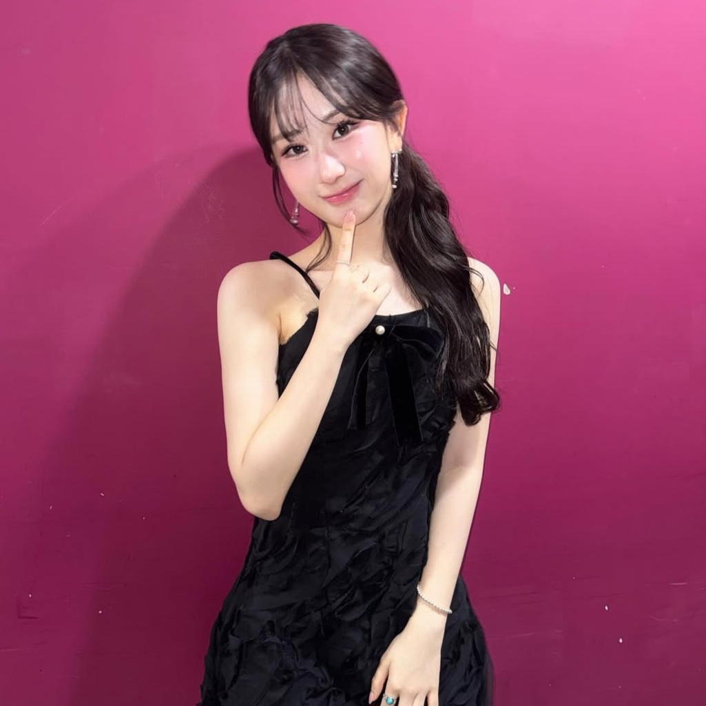 Momen yang diabadikan oleh penggemar Jeon Yujin