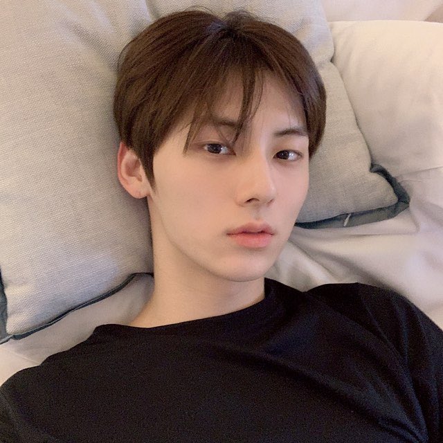 Recent activity shot of Hwang Minhyun