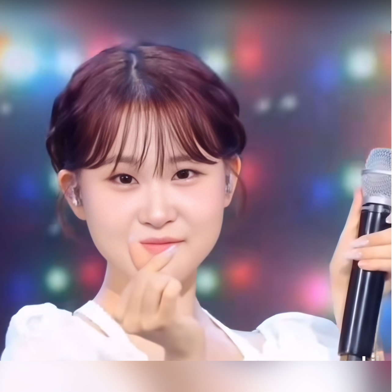 Recent activity shot of Kim Dahyun