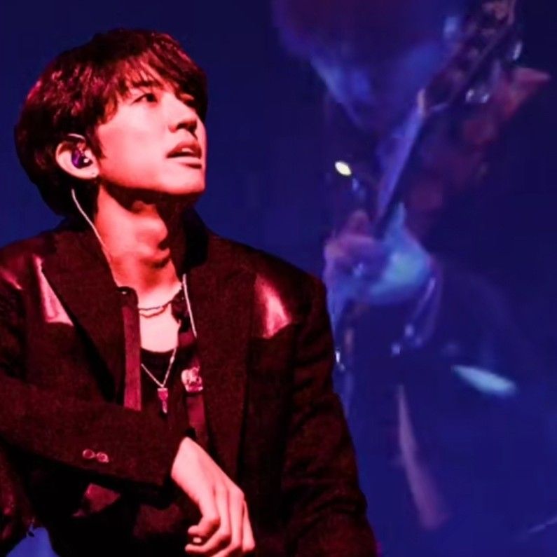 粉絲拍下的李承允瞬間