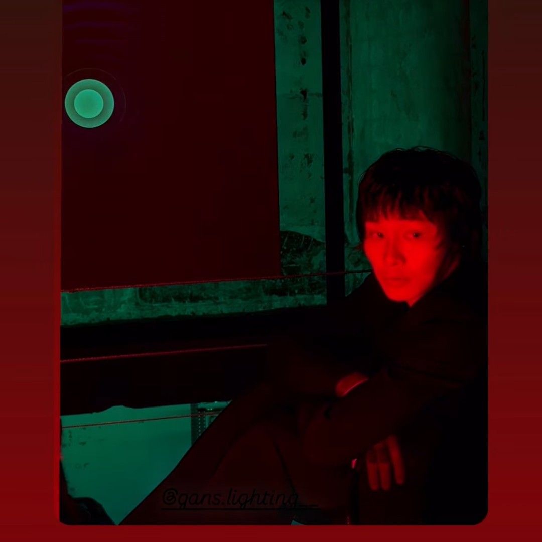 Behind-the-scenes cut of Ki Moogan