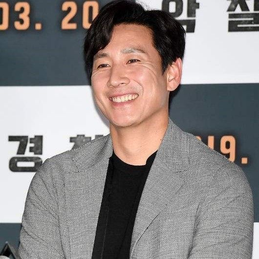 A moment captured by a fan of Lee Sunkyun
