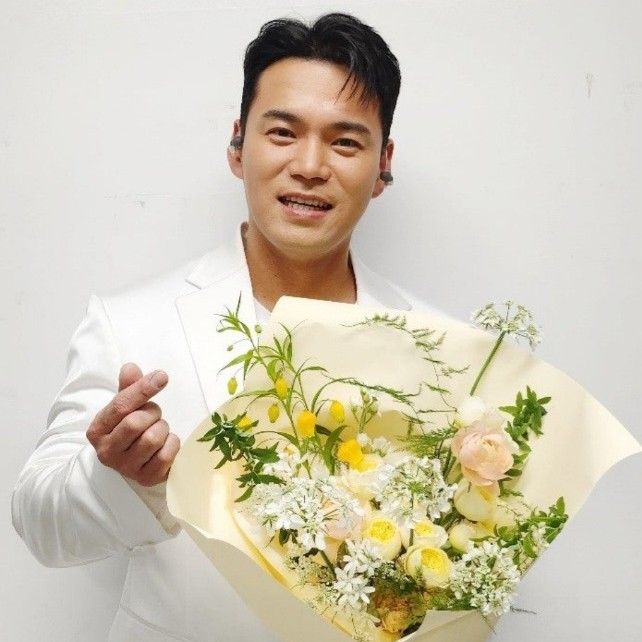 Behind-the-scenes cut of Lee Jung