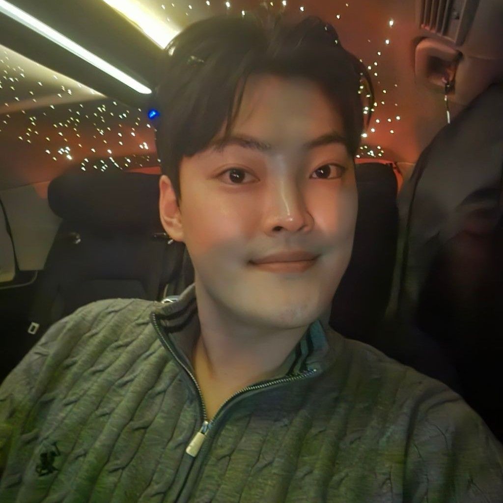 Behind-the-scenes cut of Kim Kyungmin