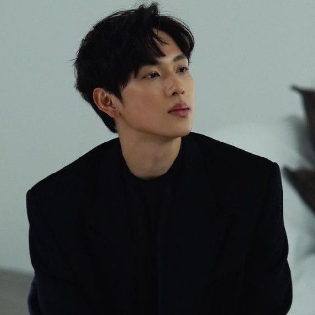 Latest photo of Lim Siwan