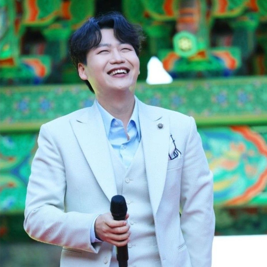 Recent activity shot of Min Soohyun