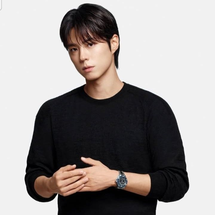 Behind-the-scenes cut of Park Bogum