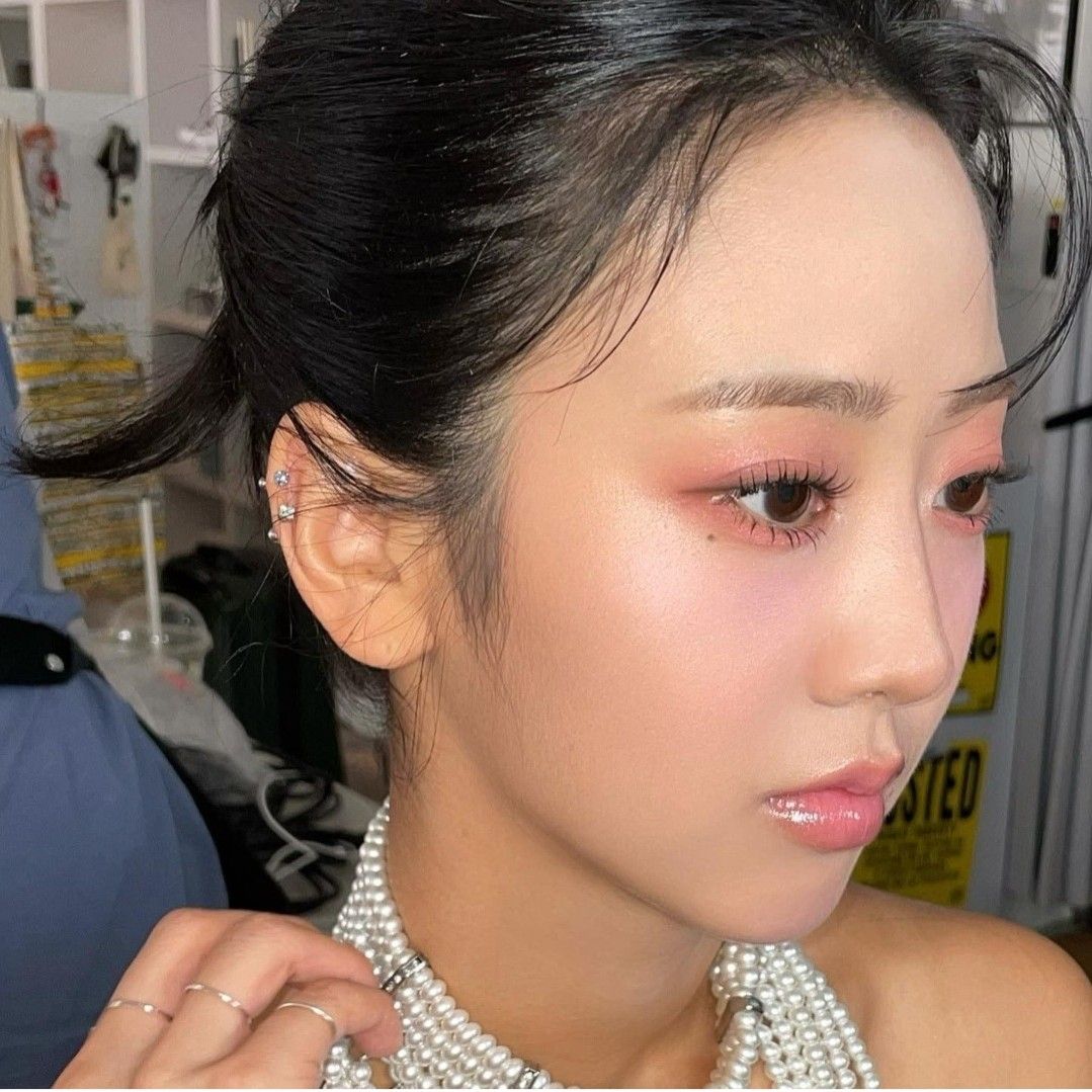 Latest photo of Kang Hyeyeon