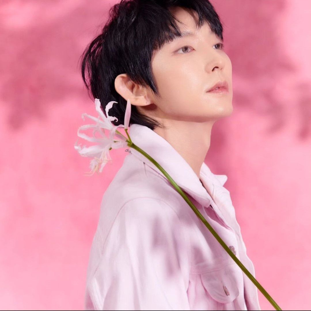 A moment captured by a fan of Lee Joongi