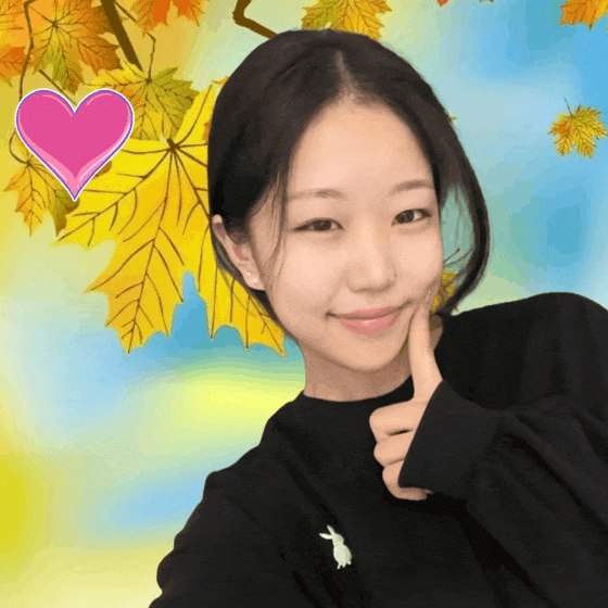 Behind-the-scenes cut of Jin Hyeoen