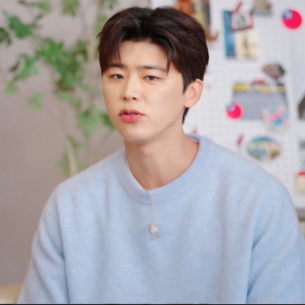 Recent activity shot of Park Jihyeon