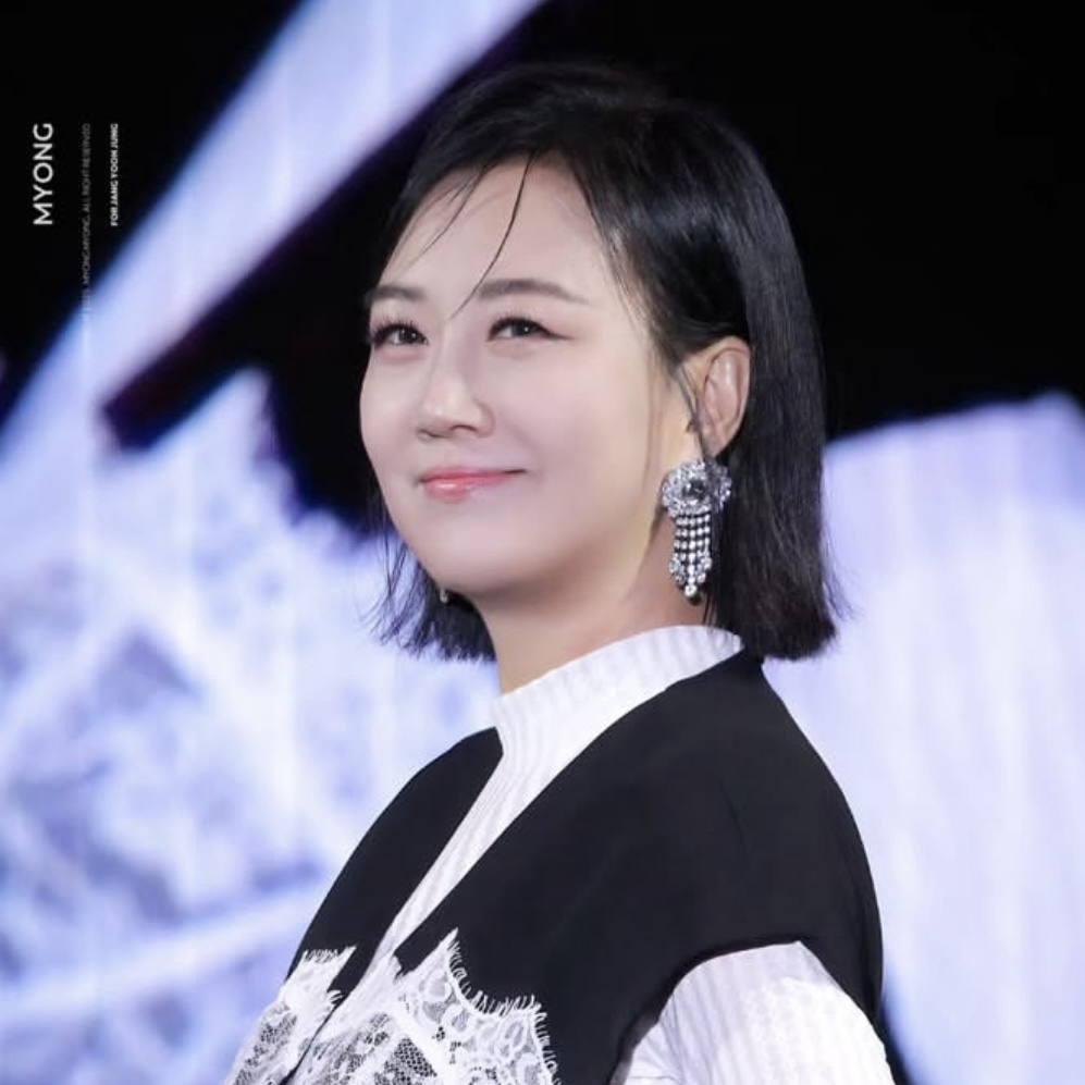 Behind-the-scenes cut of Jang Yoonjeong