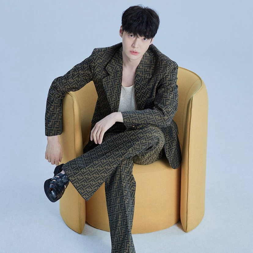 Cuplikan di balik layar dari Ahn Jaehyun