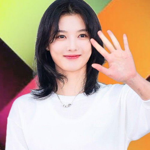 Recent activity shot of Kim Youjung