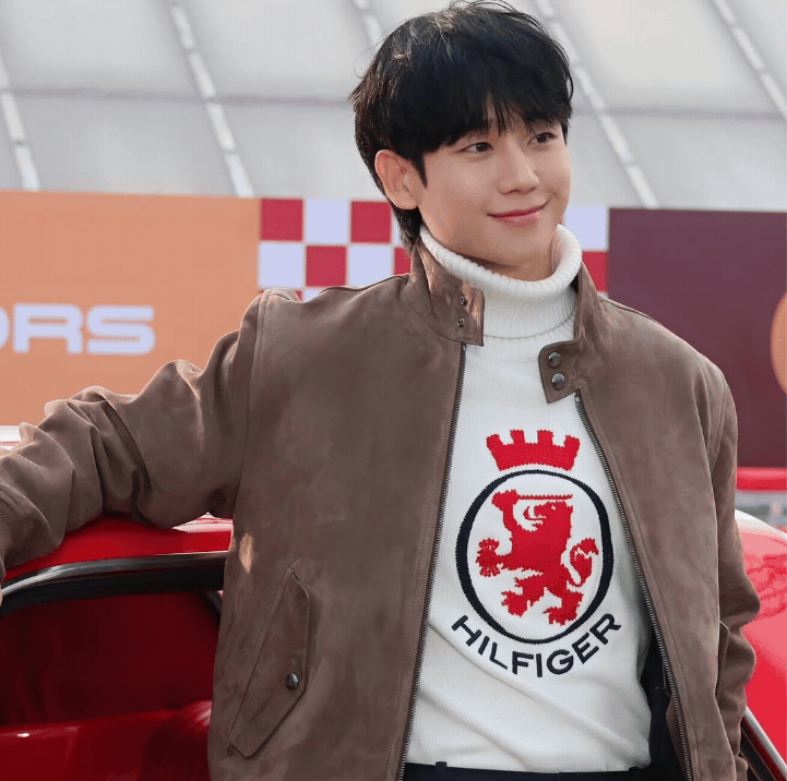 Latest photo of Jung Haein