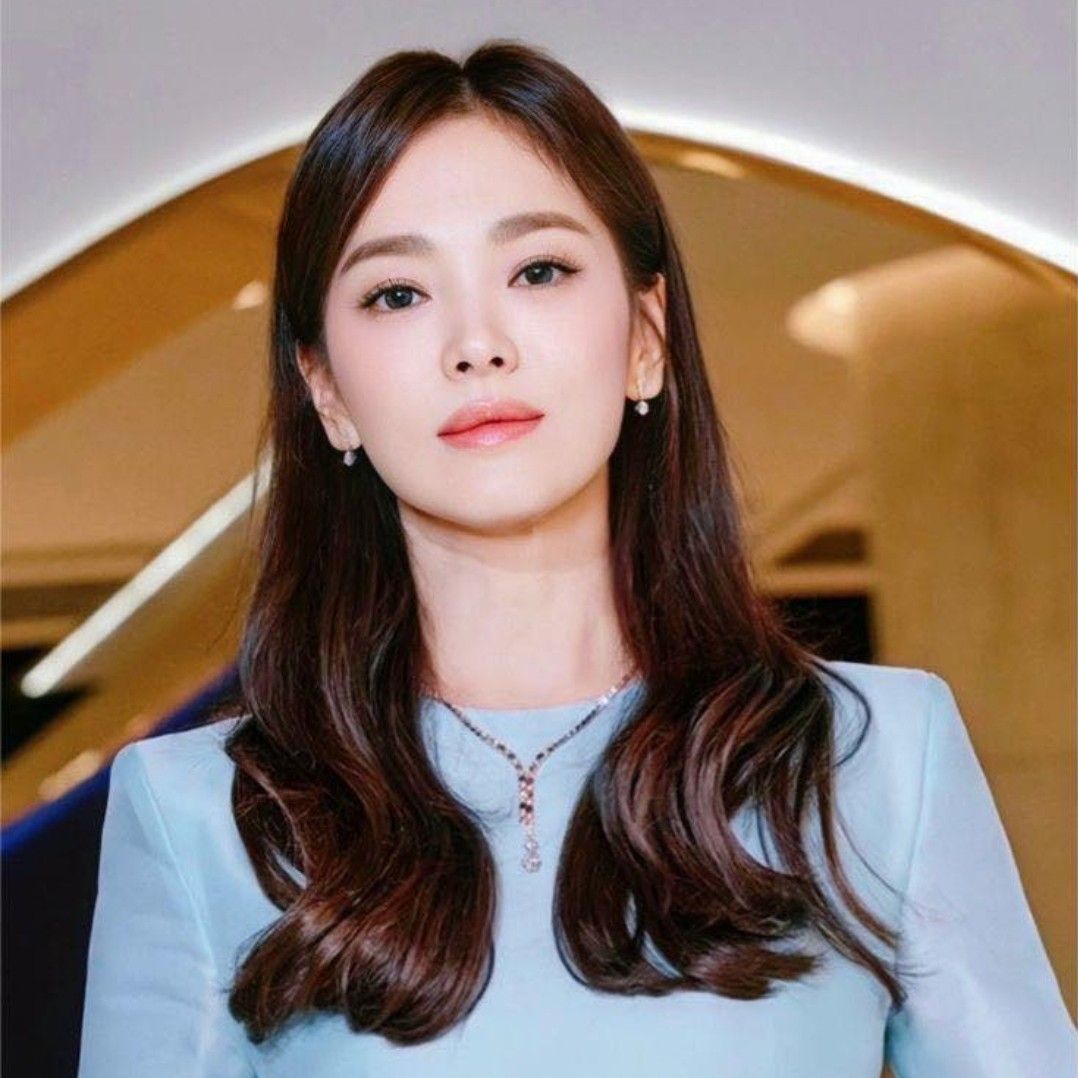 Behind-the-scenes cut of Song Hyekyo