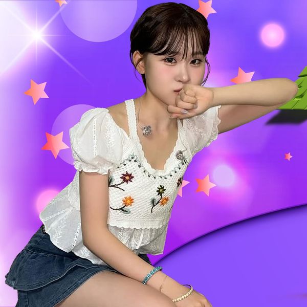 Today’s standout profile photo of Kim Dahyun on Choeaedol Celeb
