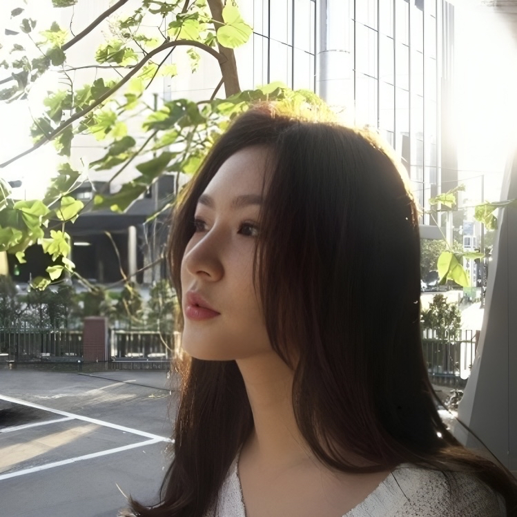Latest photo of Kim Saeron