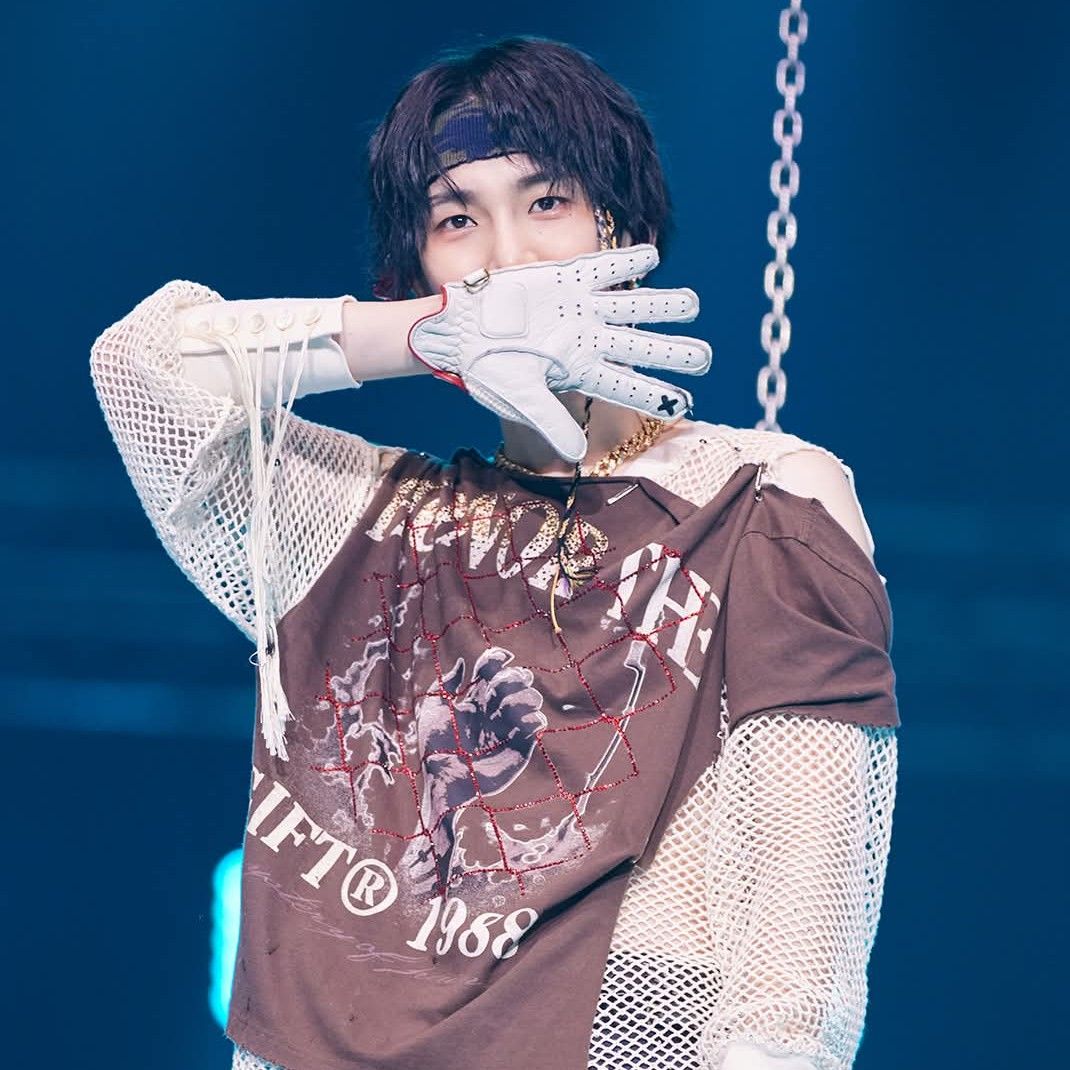 Behind-the-scenes cut of Key