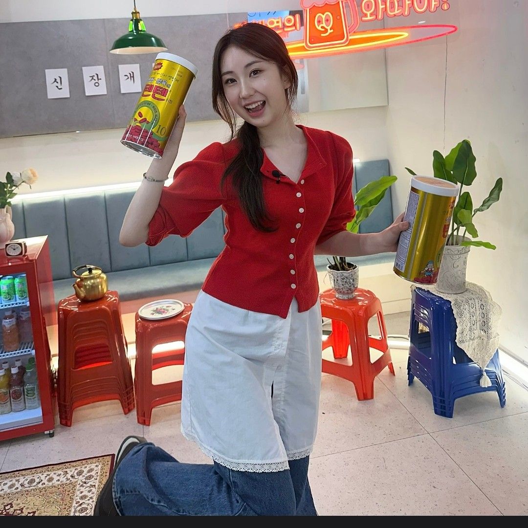 A moment captured by a fan of Jeon Yujin